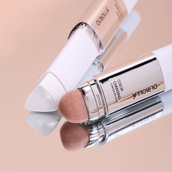 OliBolla - Concealer Stick Color Changing