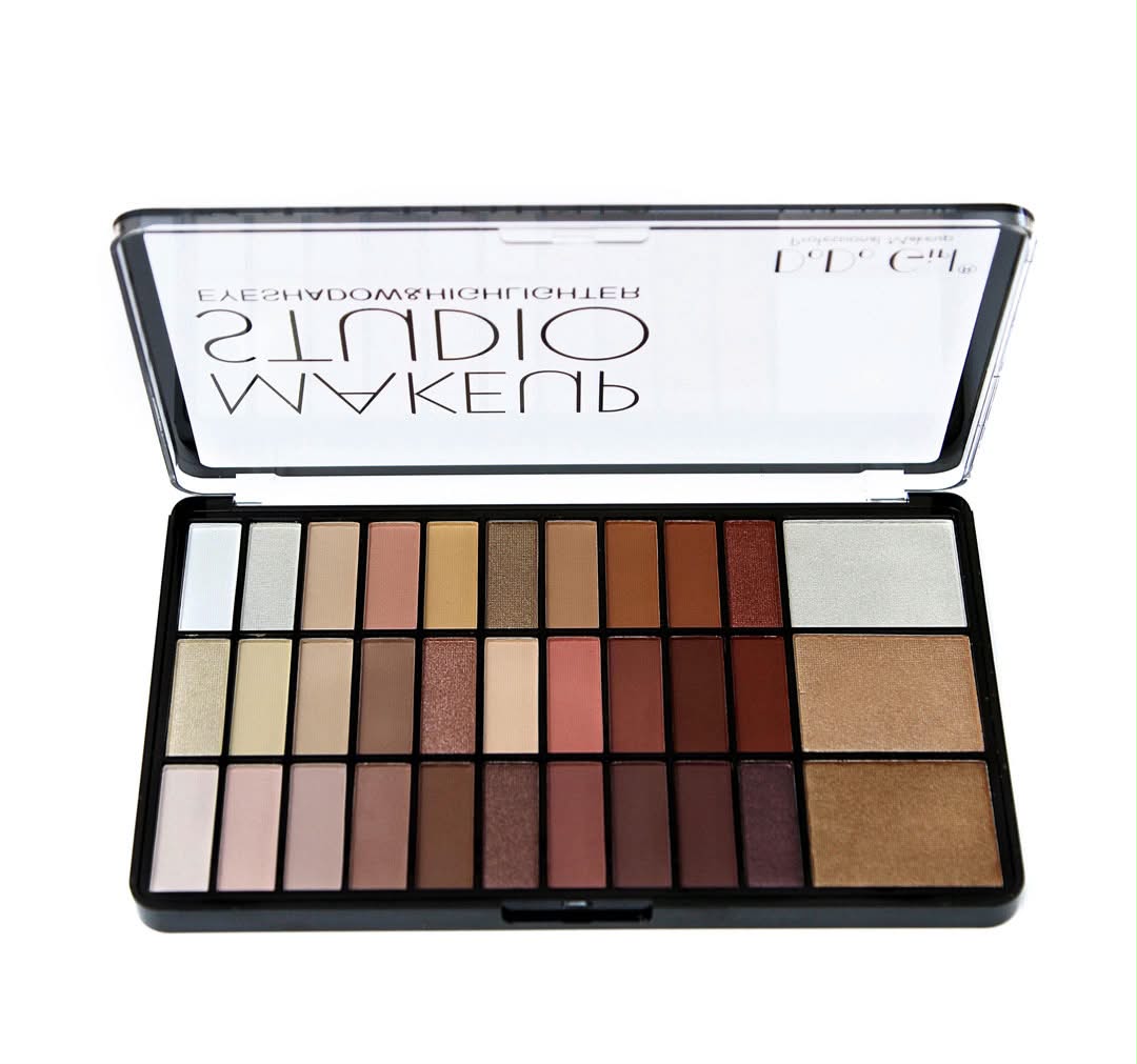 Dodo Girl - Makeup Studio Eyeshadow & Highlighter