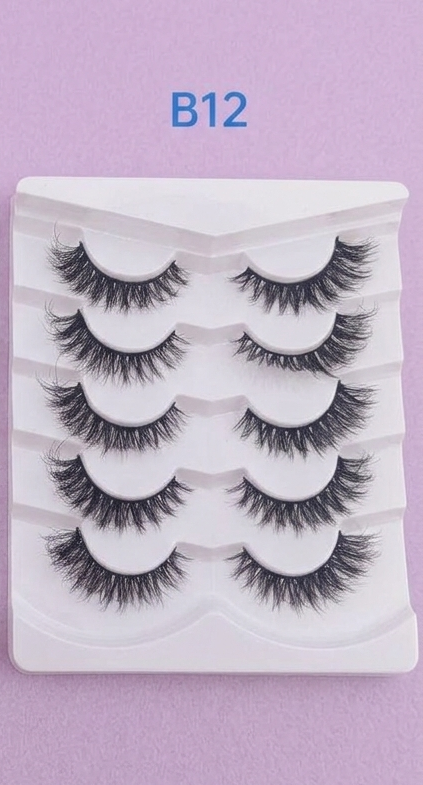 Lashes B12
